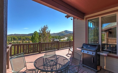 Bear Hollow Village 5426 4