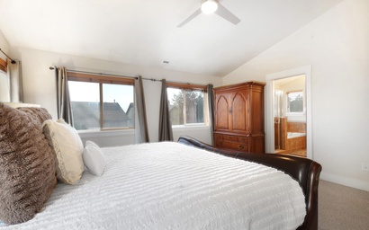 Bear Hollow Village 5661 4