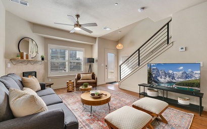 226 Osiander St. (Unit C & D) - Group