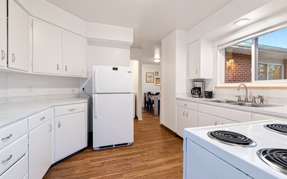 1020 Gar (Suite 4,5,6) Group 4