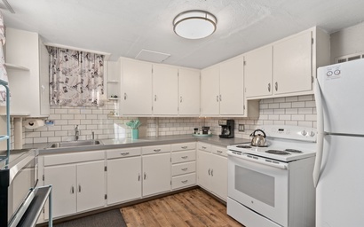 516 1/2 W Mountain Ave - Lower 3