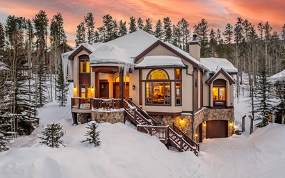 Featured Property Boulder Ridge Retreat