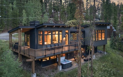 Featured Property Blue Valley Chalet