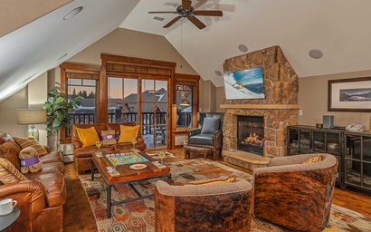Featured Property Crystal Peak Lodge #7504: Celestite Retreat