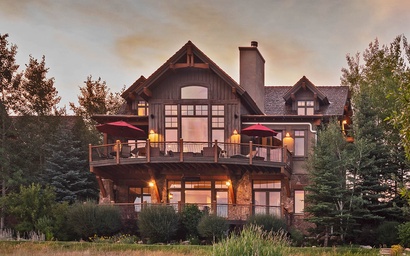 Featured Property Rustlers Lodge