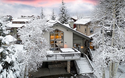 Featured Property Frosthaven Chalet