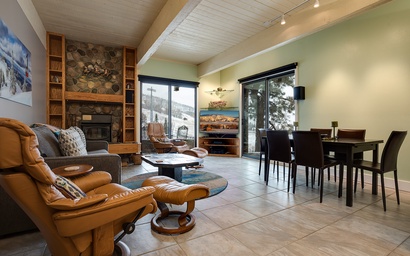 CB111 - Storm Meadows Club B Condominiums