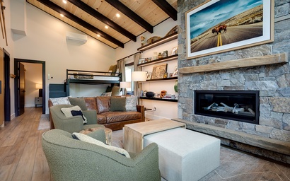 SE077 - Storm Meadows East Slopeside 2