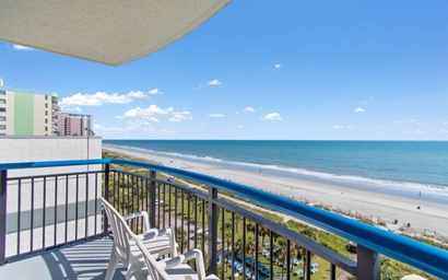 Coastal Getaway | Ocean Views, Retro Game & Pools 2