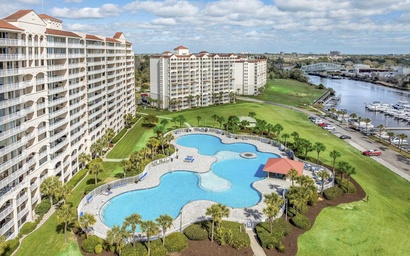 Yacht Club Villas 2-102A 9