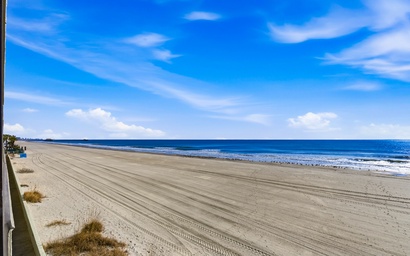 Sands Beach Club - 214 3