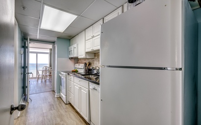 Camelot By The Sea 1516 9