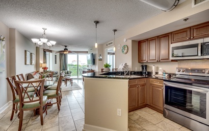 Horizon at 77th - Unit 206 7