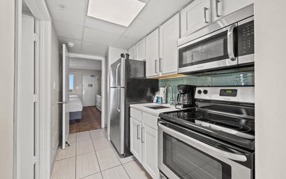 Camelot By The Sea 1206 6