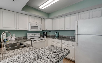 Carolinian Beach Resort 1633 6