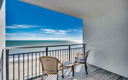 Bay View Resort 1004B 2