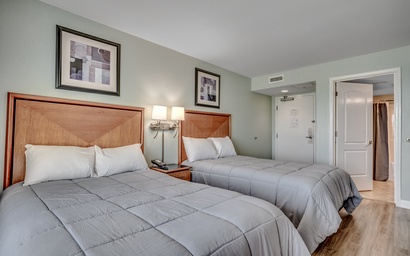 Bay View Resort 1707B 5