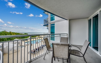 Horizon at 77th - Unit 206 2