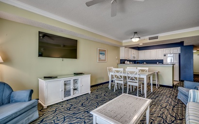 Paradise Resort Unit 1407 4