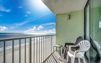 Sands Beach Club - 722