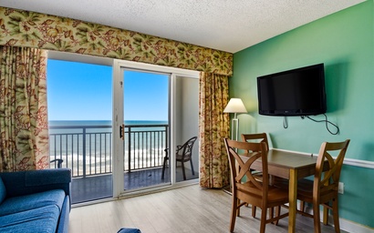Camelot By The Sea 815 3