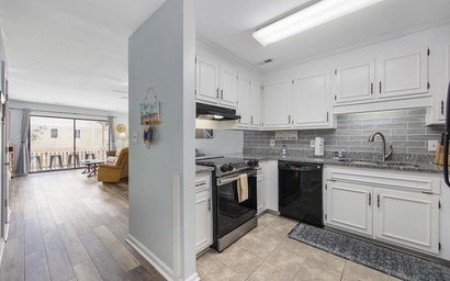 HarborSide Unit 208 10