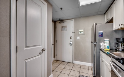 Caravelle Resort 219 9