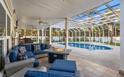 Regal Palms 4