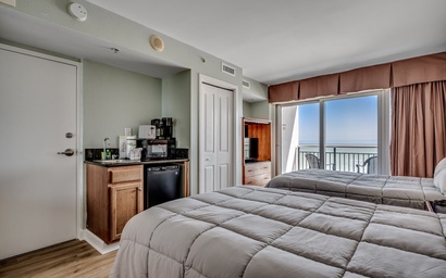 Bay View Resort 1004B 4