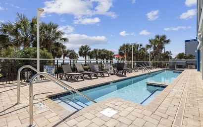 Bay View Resort 1004B 10