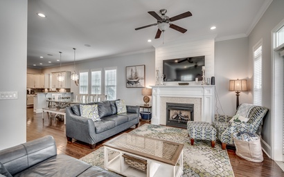 Sands Beach House 313 9