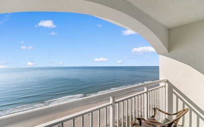 Camelot By The Sea PH12