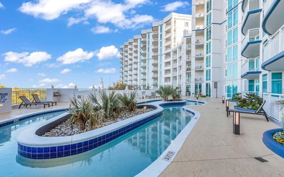 Horizon at 77th - Unit 206 6