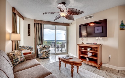 Horizon at 77th - Unit 206 5