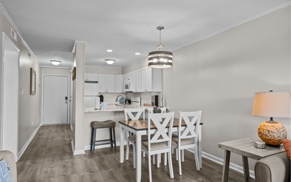 Mariners Cove A-211 9