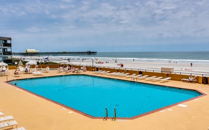 Maisons Sur-Mer Unit 1604 4