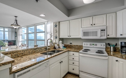 Carolinian Beach Resort 1733 8