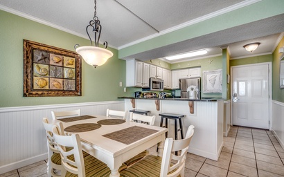 Sands Beach Club - 722 8