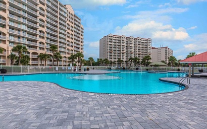 Yacht Club Villas 2-102A 10