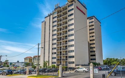 Holiday Towers 1103 2