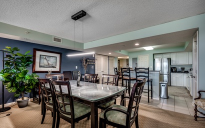 Yacht Club Villas 2-102 7