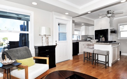 313 E. Bay Ave. A&B 4