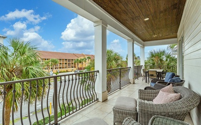 Henderson Hideaway 6