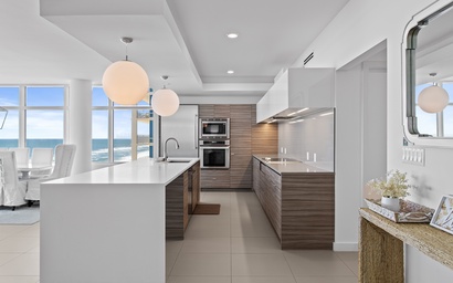 1900 Ninety Eight 802 4