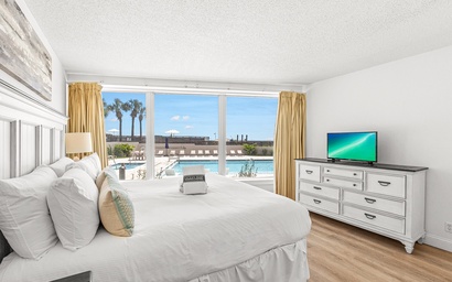 Beachside Towers II 4210 6