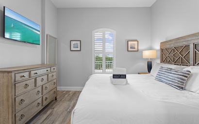 Gulf Place Residences 308 6
