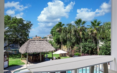 Hideout 4