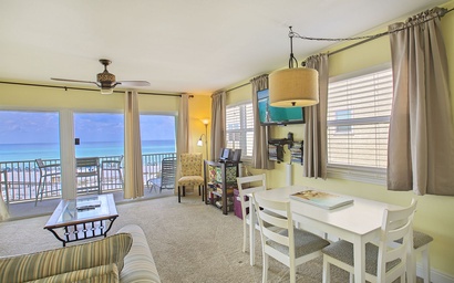 Commodore's Retreat 207 2