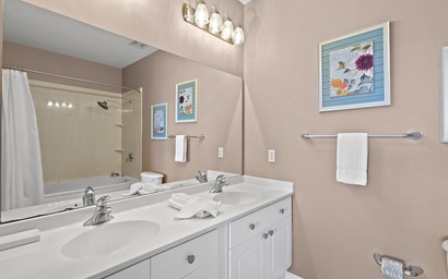 Emerald Waters 404 6