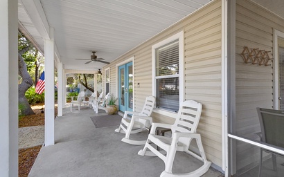 Sea Breeze Cottage 5